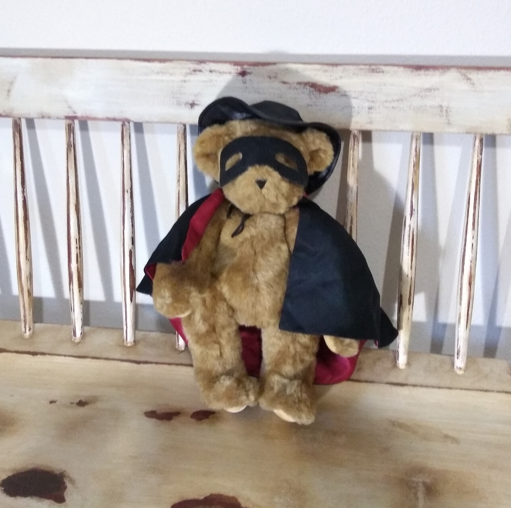 Vermont Teddy Bear.